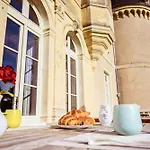 Konukevi Chateau De La Grange Moreau 3*