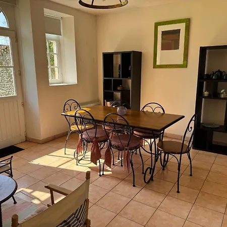 Chateau De La Grange Moreau בית הארחה Vallon-sur-Gee