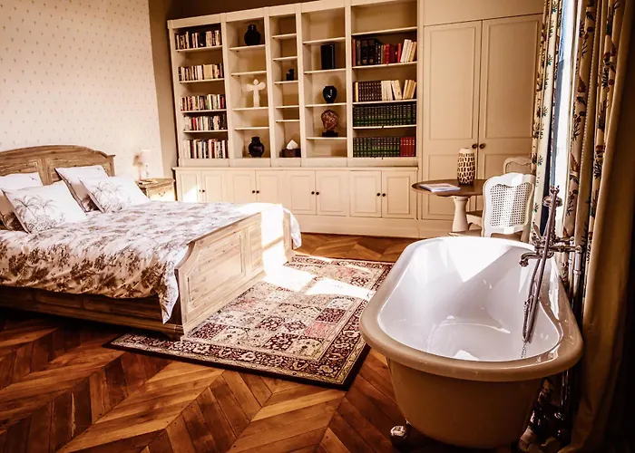 Chateau De La Grange Moreau 3*